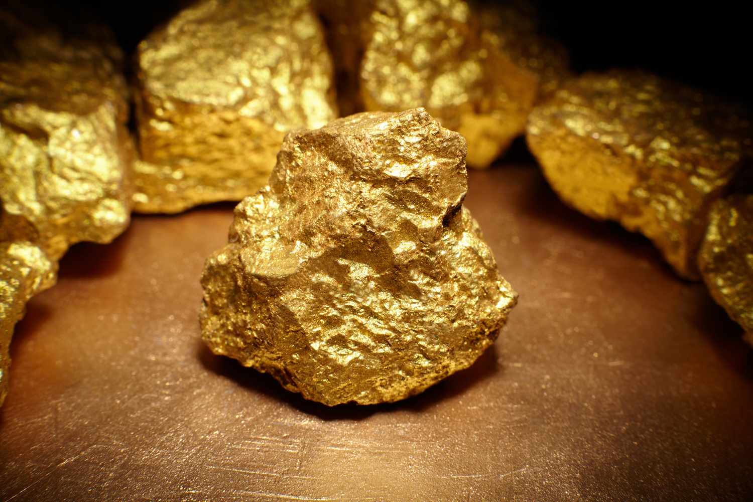 x3 - Financial Futurism - Gold falls sharply as U.S. dollar rises - DOW